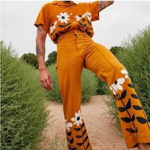 Big Bud Press Western Pants Womens Trousers Paint Stamp Daisy Mustard Size XL